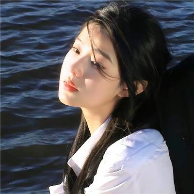 国王的全息图